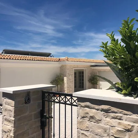 Vespera-infinity Heated Pool *