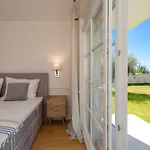 Vespera-infinity Heated Pool *