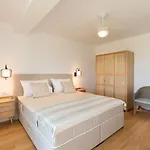 Vespera-infinity Heated Pool Villa Crikvenica