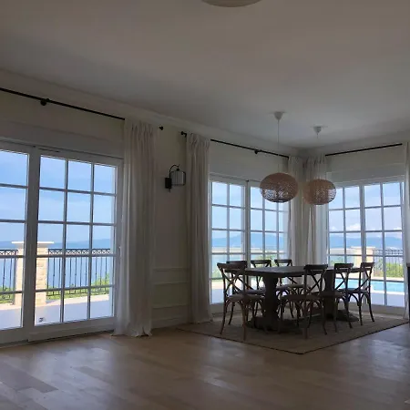 Villa Vespera-infinity Heated Pool