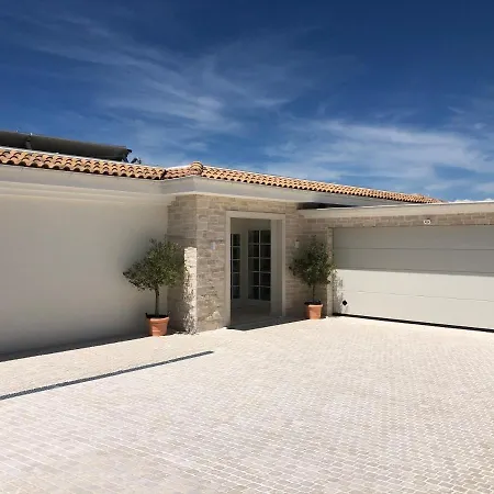 Vespera-infinity Heated Pool Villa Crikvenica