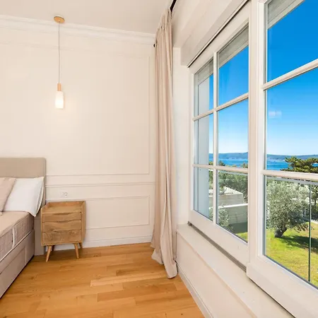 Vespera-infinity Heated Pool Villa *