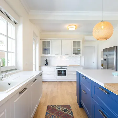 Vespera-infinity Heated Pool Villa *