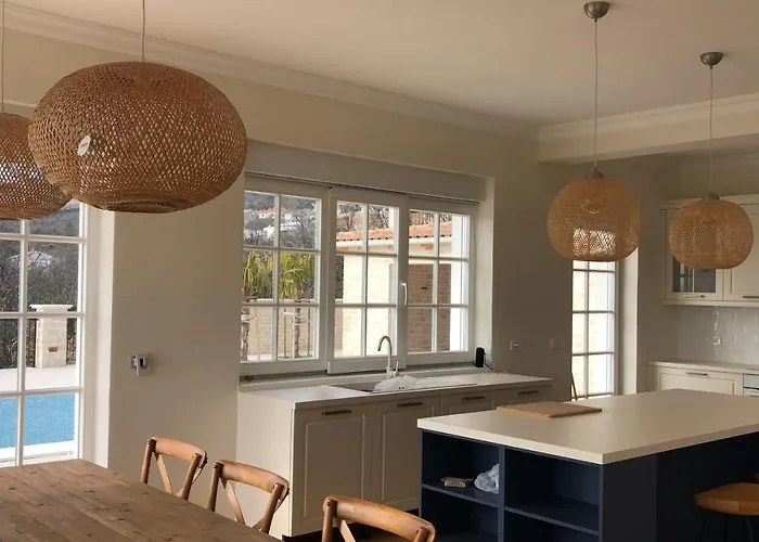 Vespera-infinity Heated Pool