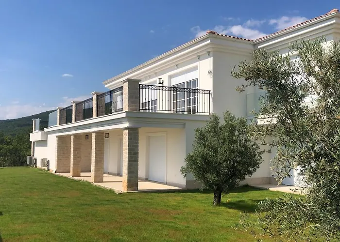 Vespera-infinity Heated Pool Villa Crikvenica