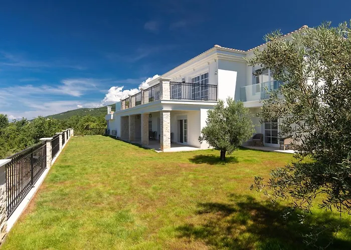 Vespera-infinity Heated Pool Crikvenica