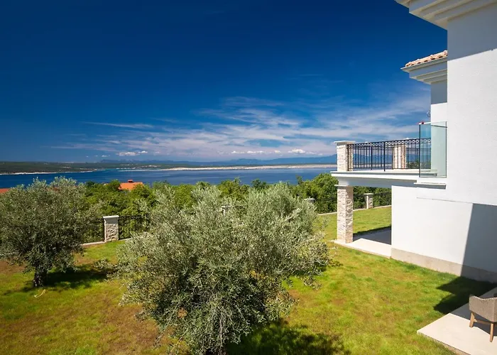 Villa Vespera-infinity Heated Pool